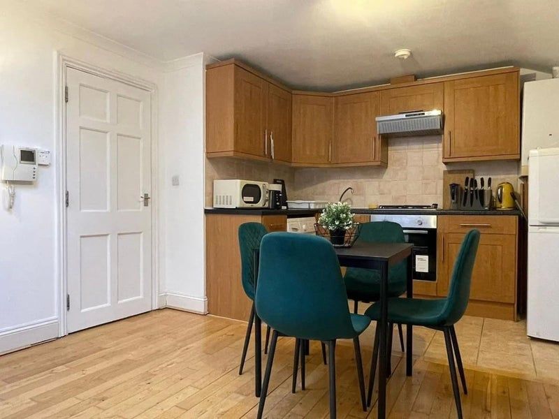Property photo 2 of 4