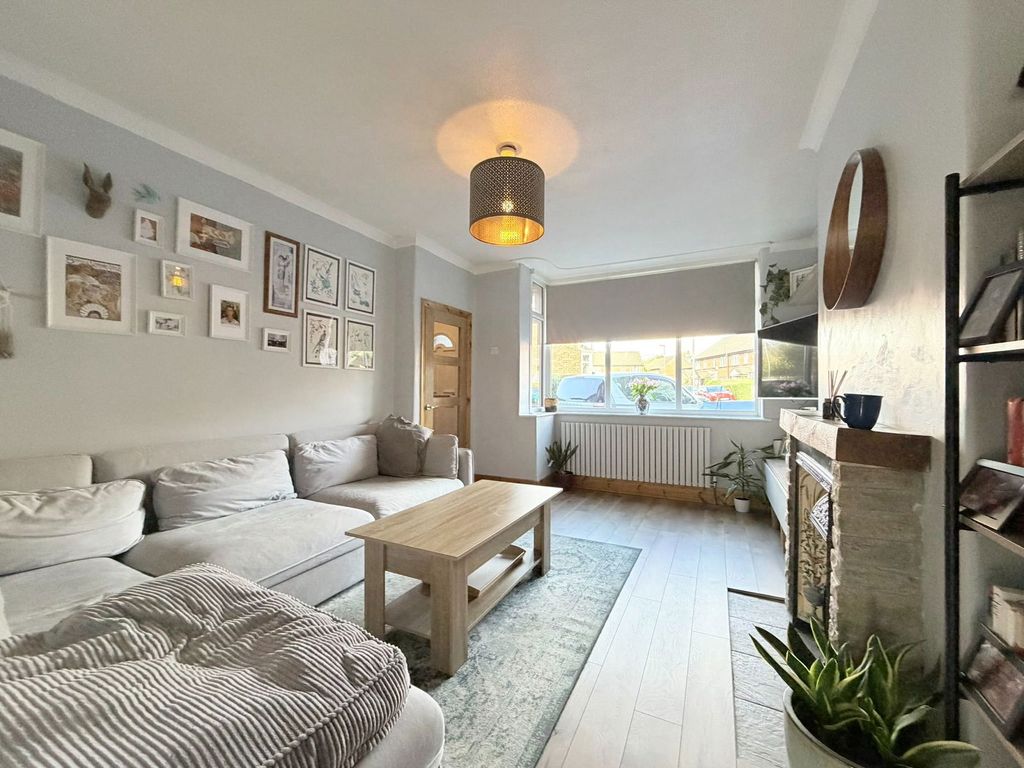 Property photo 2 of 23