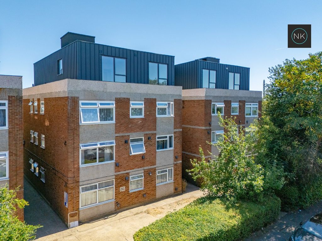 Property photo 1 of 18 5365360