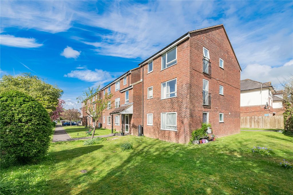 Property photo 1 of 11 Picture No. 23