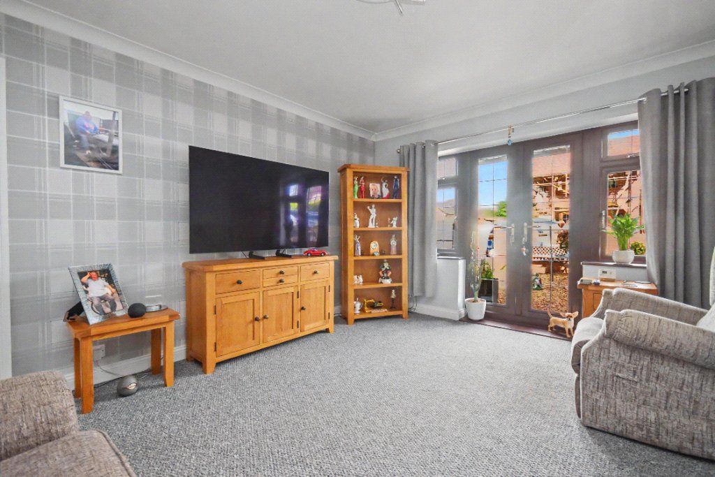 Property photo 2 of 17 Picture No. 04