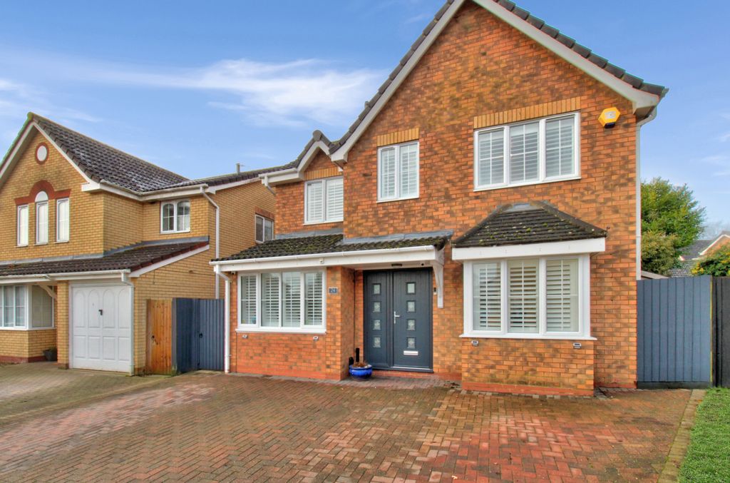 Property photo 1 of 19 Front