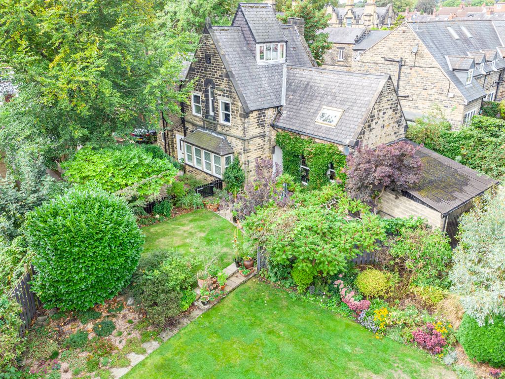 Property photo 1 of 45 Outside6