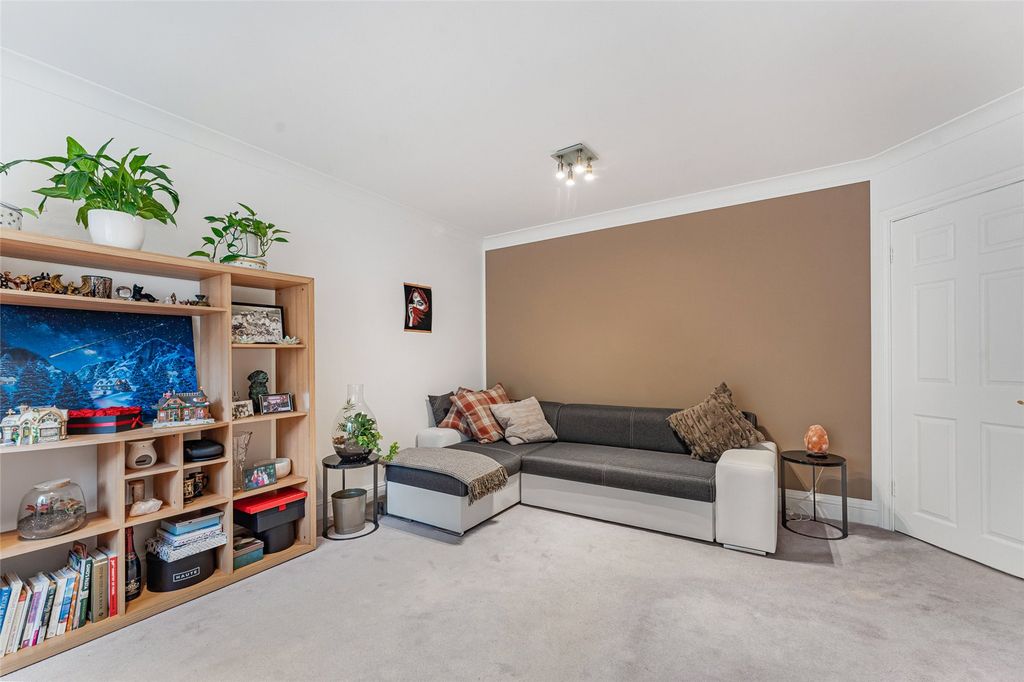 Property photo 3 of 13 Picture No. 08