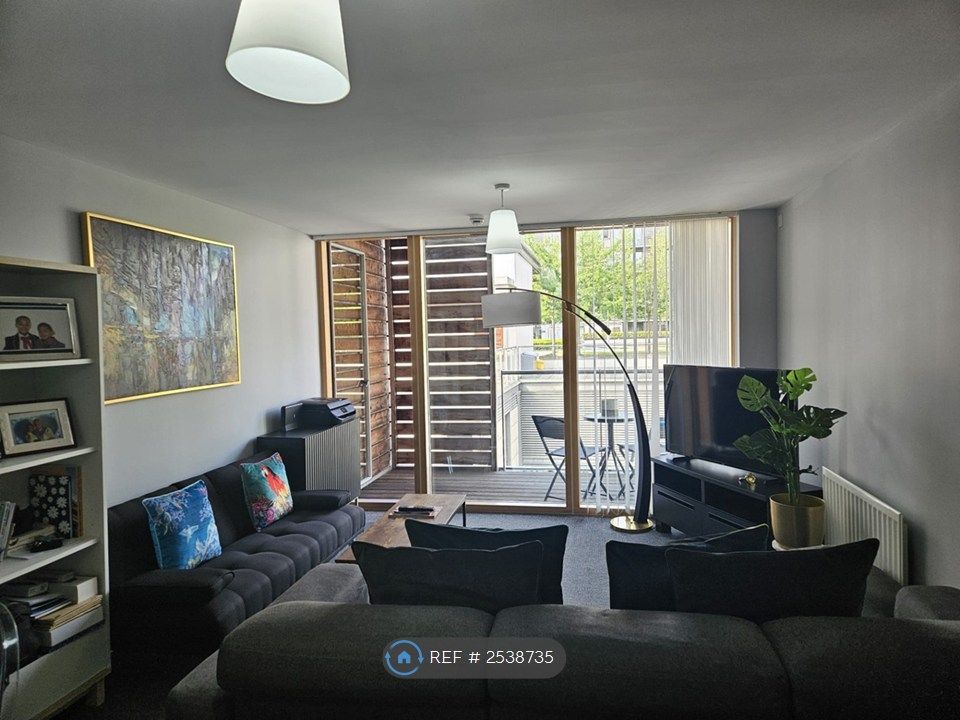 Property photo 3 of 12