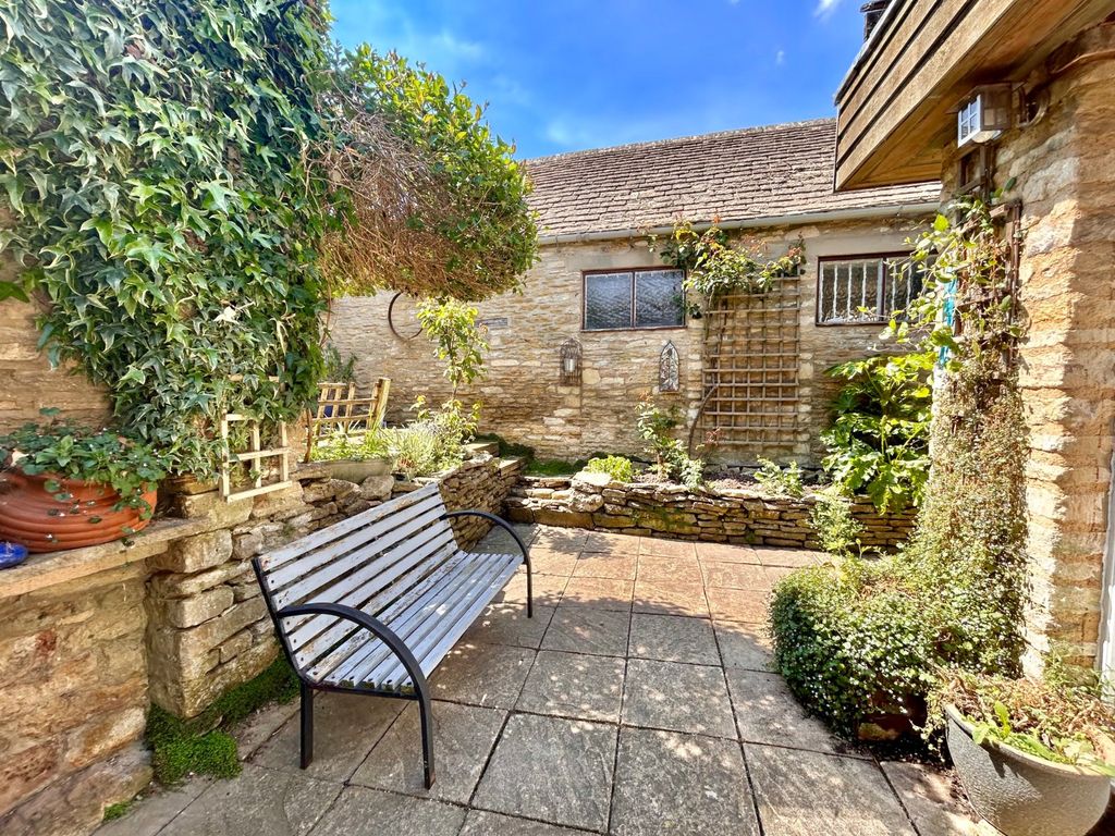 Property photo 1 of 25 Picture No. 50