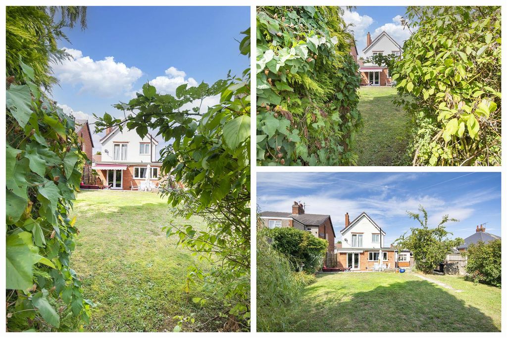 Property photo 2 of 44 Comp9.Jpg