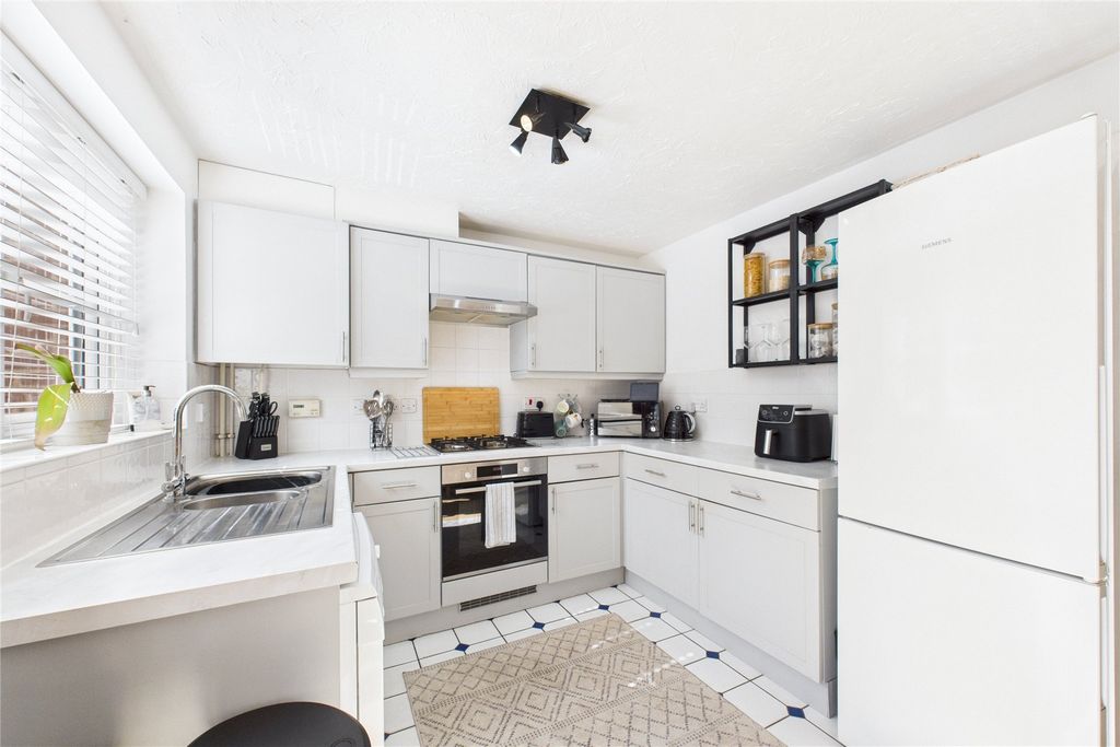 Property photo 3 of 12 Picture No. 31