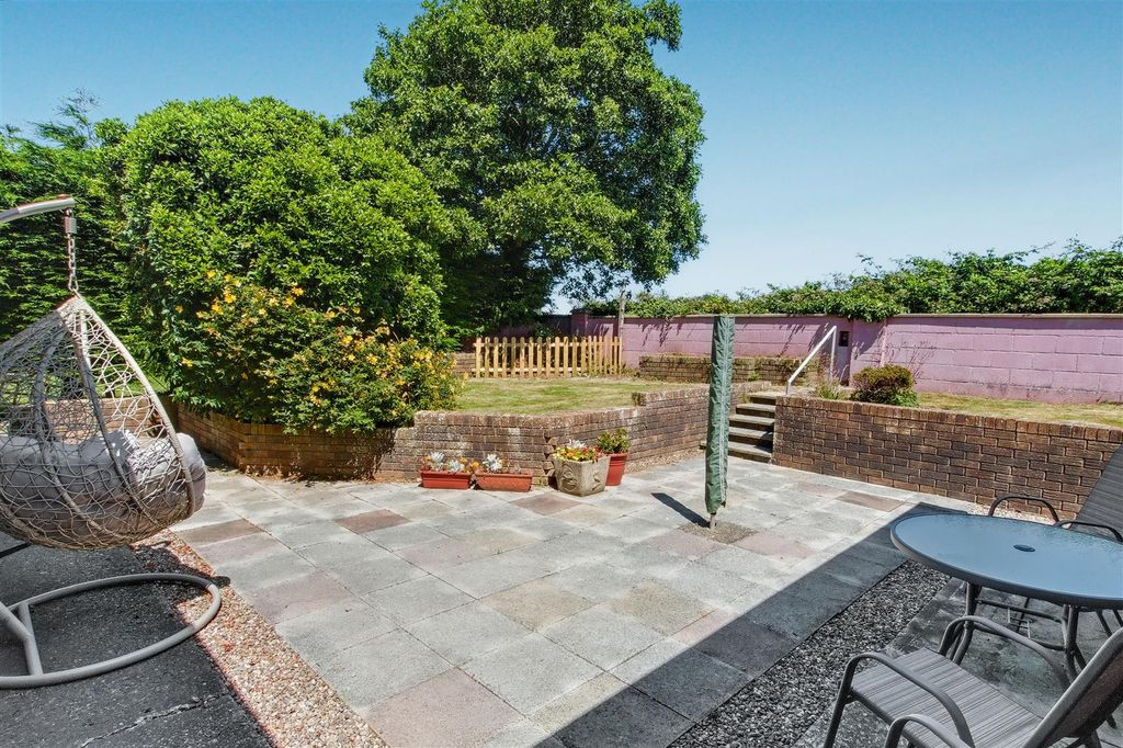 Property photo 2 of 41 Rear Garden