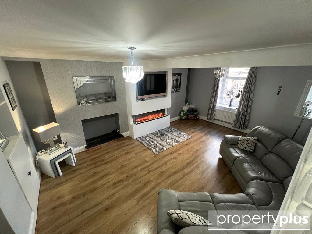 Property photo 1 of 13 Picture No. 09