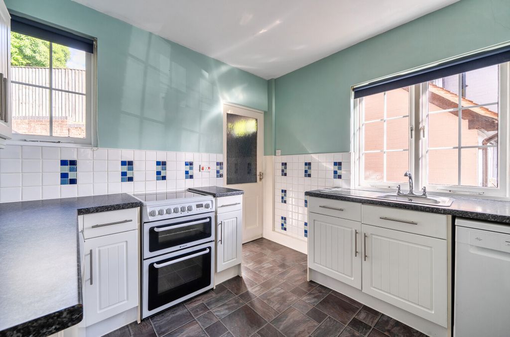 Property photo 3 of 15 1476827-13-6A2c4F...