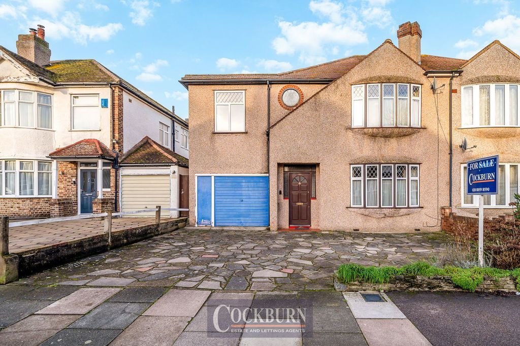 Property photo 1 of 21