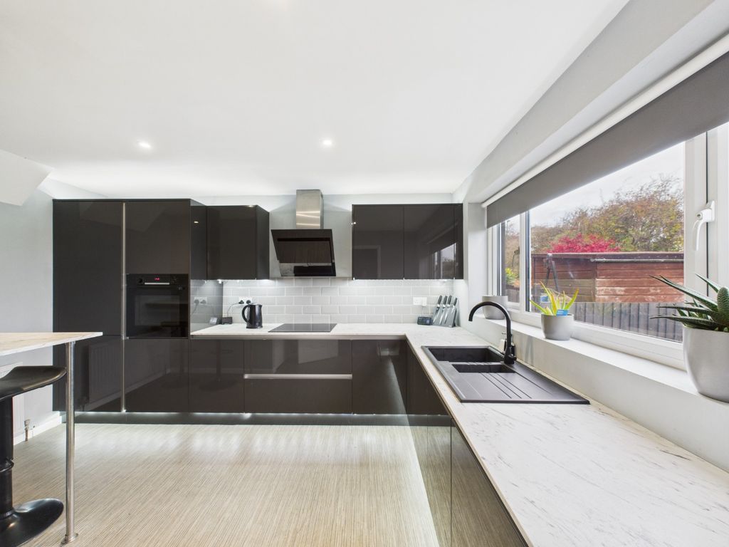 Property photo 2 of 12 4506635