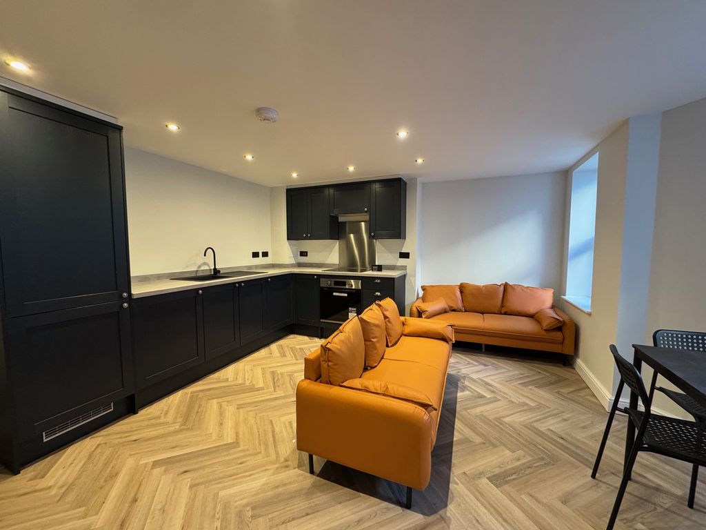 Property photo 3 of 8 Living Room