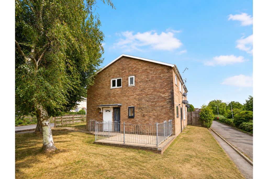 Property photo 1 of 16