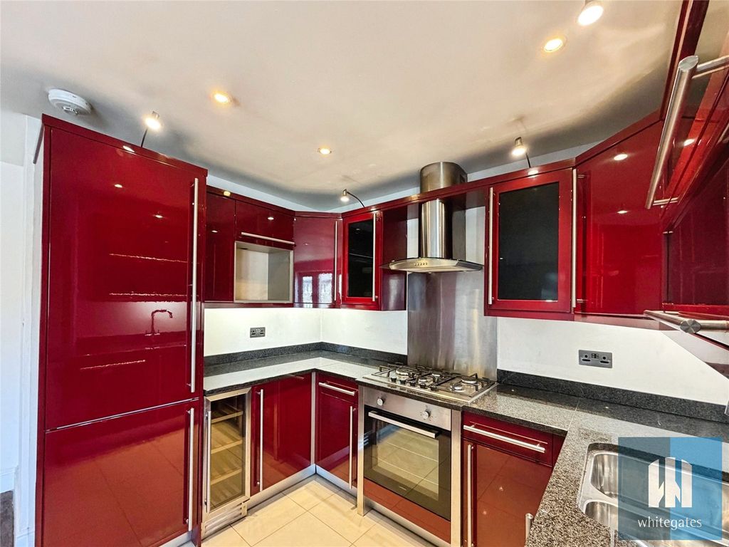 Property photo 2 of 17 Picture No. 06