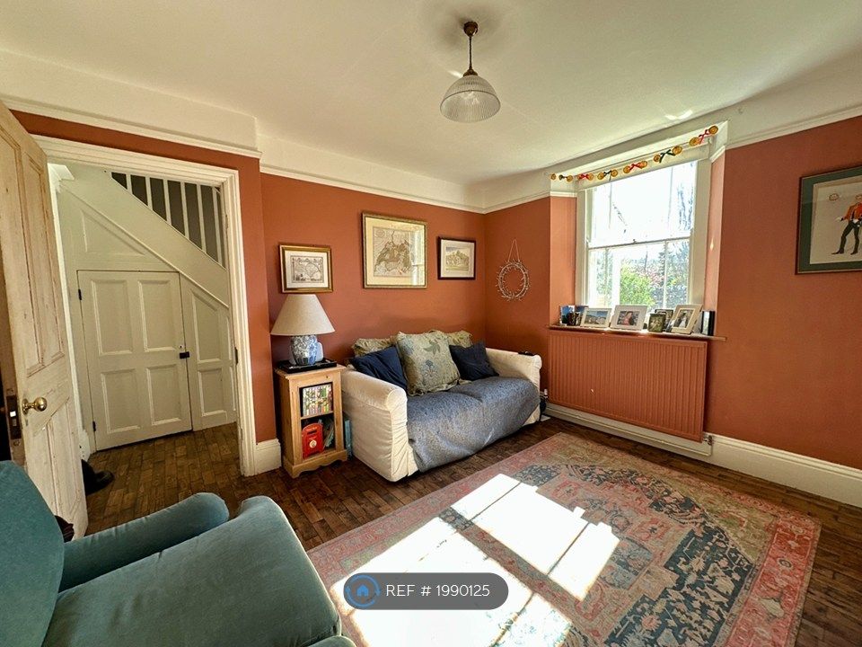 Property photo 1 of 34
