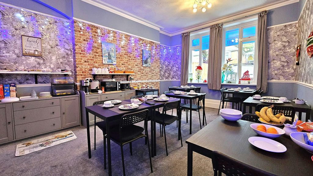 Property photo 3 of 10 20251218_120404E.Jpg