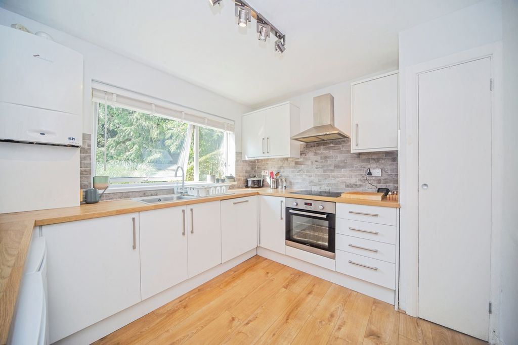 Property photo 2 of 17 Pbox-Img.Jpg
