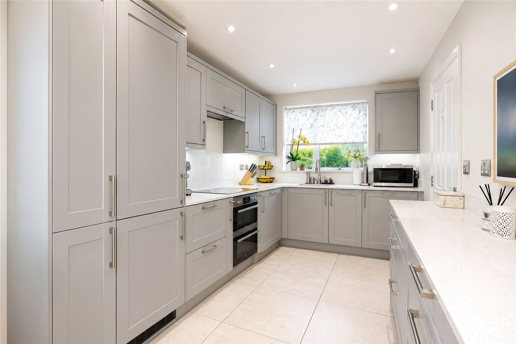 Property photo 3 of 13 Picture No. 04