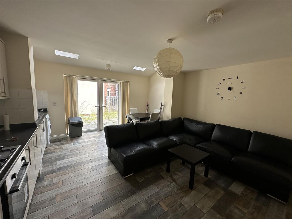 Property photo 2 of 5 Img_2072.Jpg