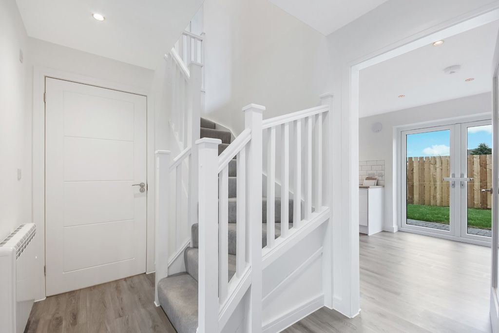 Additional image 11 of 2 bed semi-detached house for saleFloorsburn Crescent, Johnstone, Renfrewshire PA5