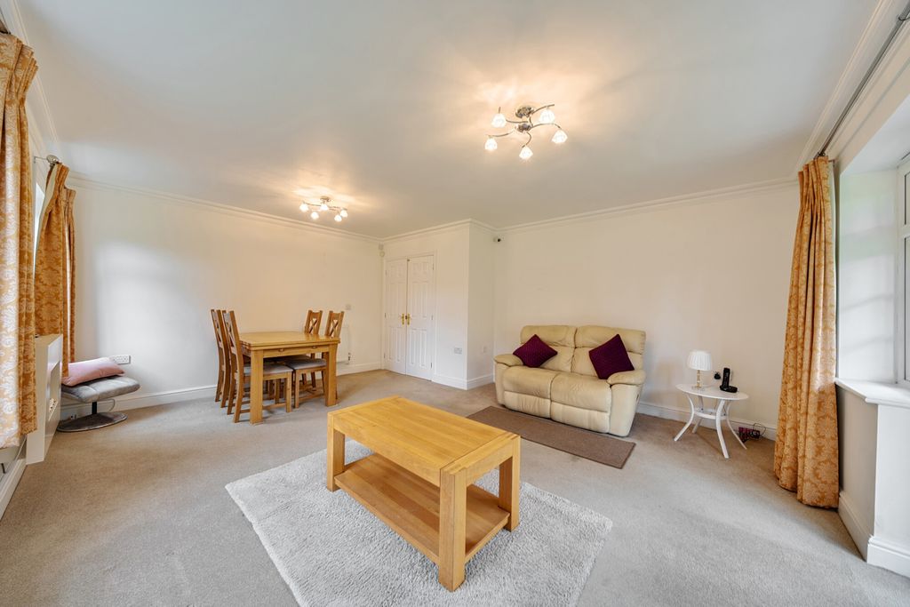 Property photo 3 of 21 1373023-15-69034c...
