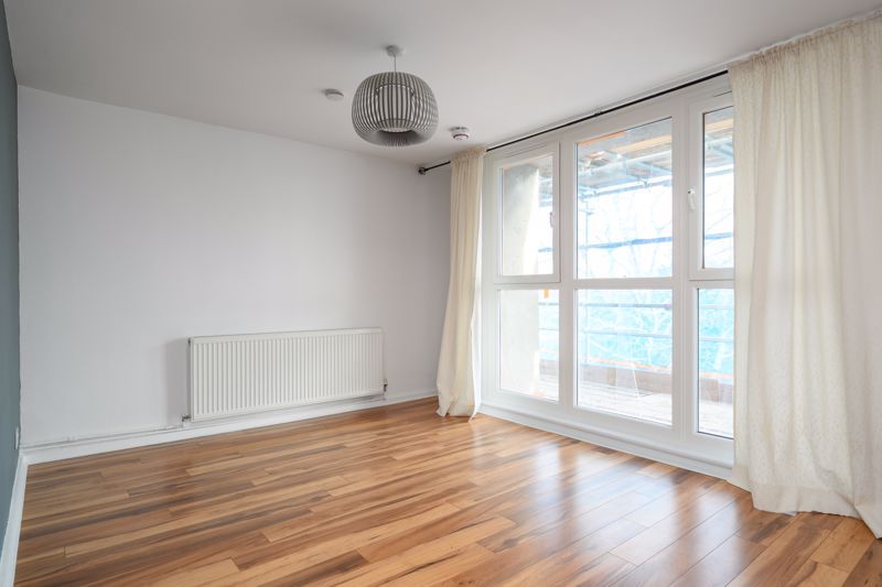 Property photo 2 of 11 Photo 11