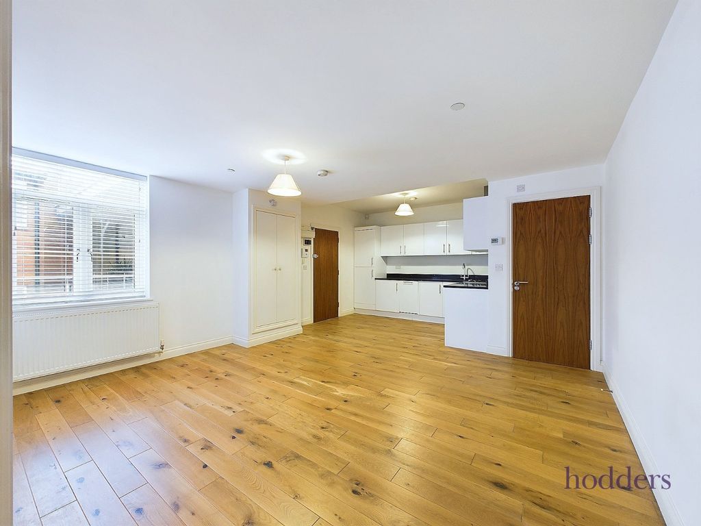 Property photo 3 of 10 Picture No. 02