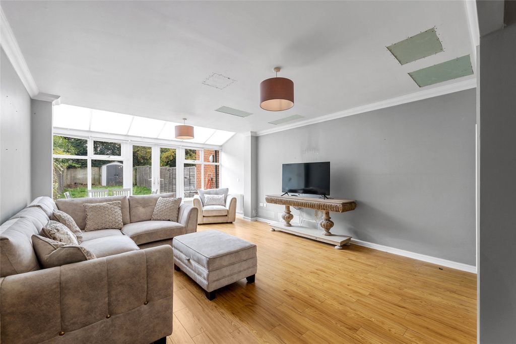 Property photo 3 of 14 Picture No. 05