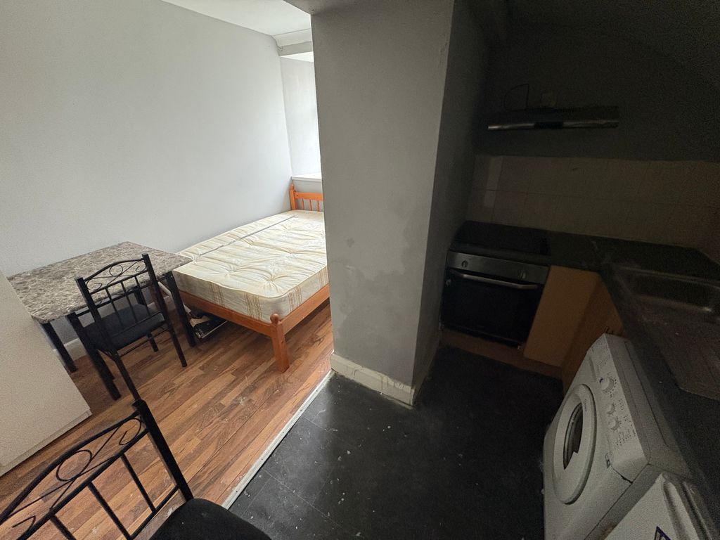 Property photo 3 of 7 Img_8358