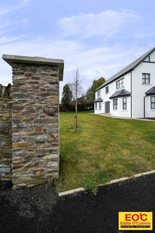 Property photo 3 of 32 Lisowen, Limavady Road, Derry, BT47 6Ly-64.Jpg