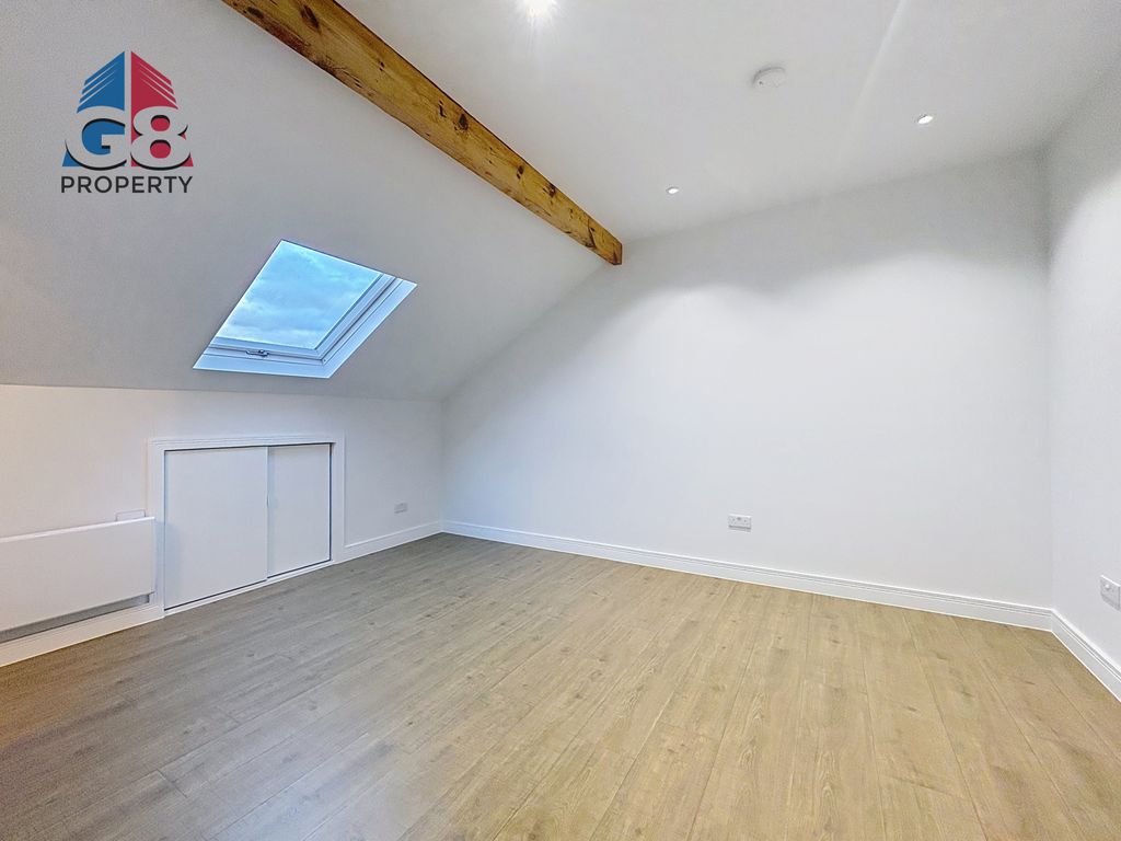 Property photo 3 of 6 Gallery