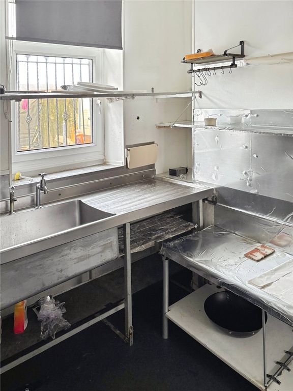 Property photo 2 of 5 Picture No. 04