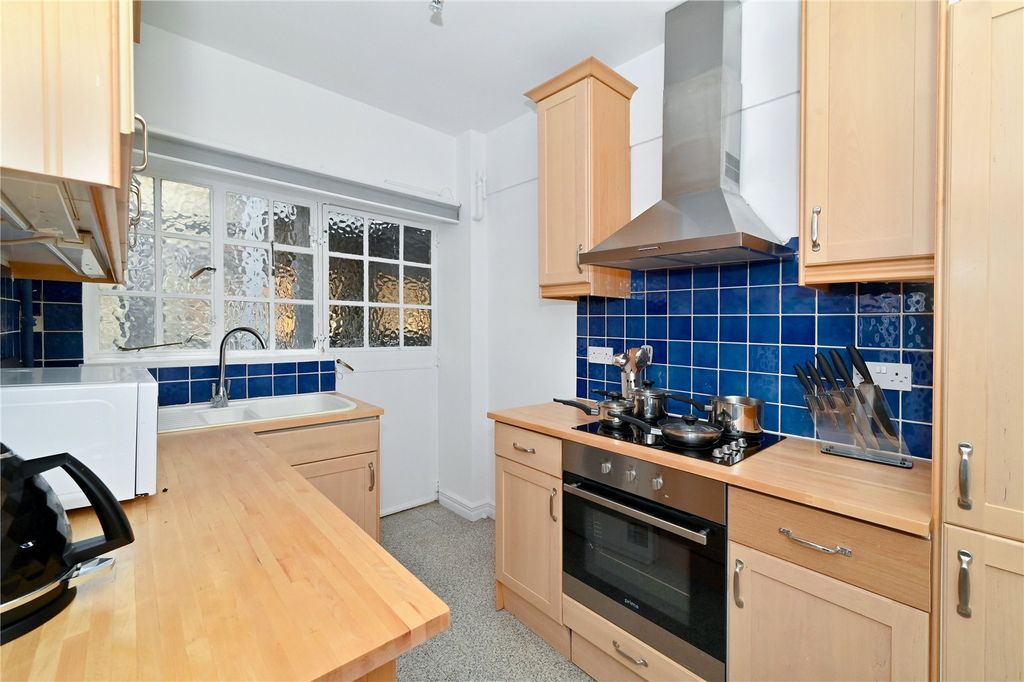 Property photo 2 of 5 Picture No. 05