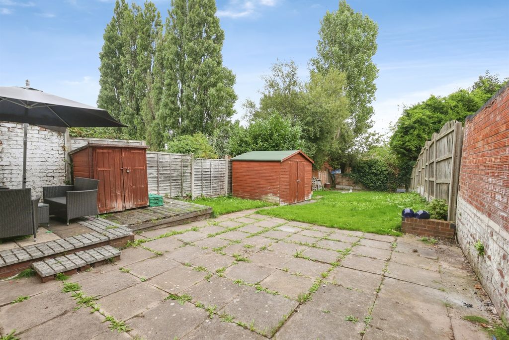 Property photo 2 of 19