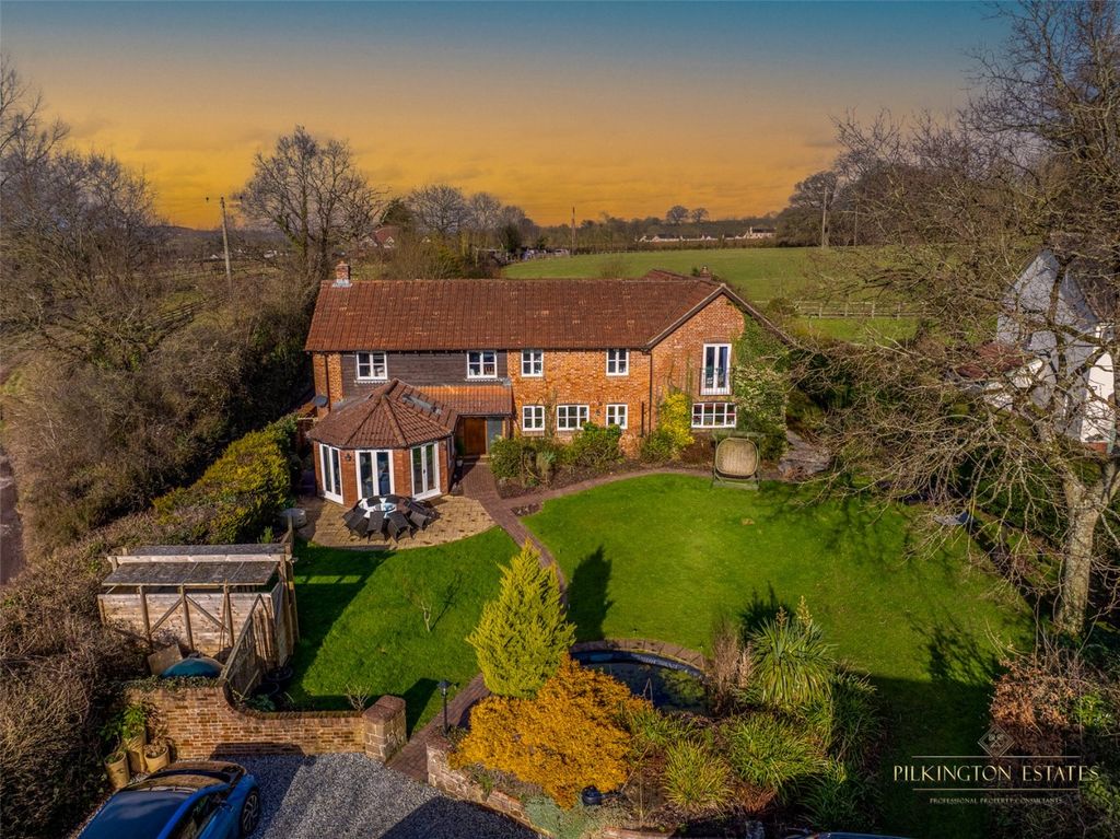 Property photo 2 of 30 4293481