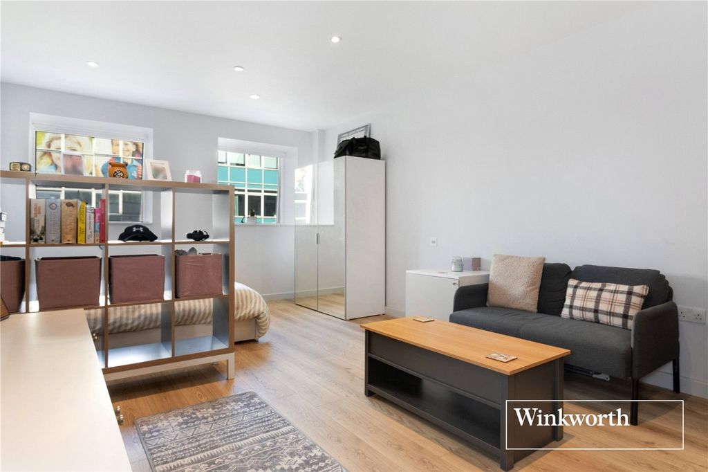 Property photo 2 of 11 Picture No. 04