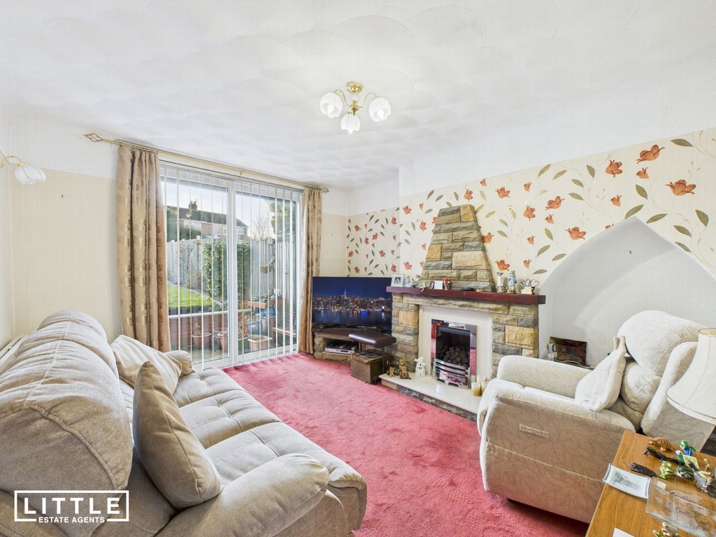 Property photo 2 of 19 Photo 18