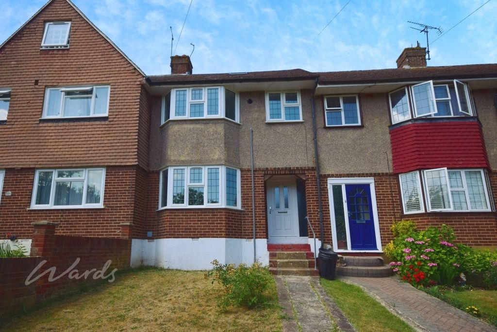 Property photo 1 of 10 Maidstone Road Front