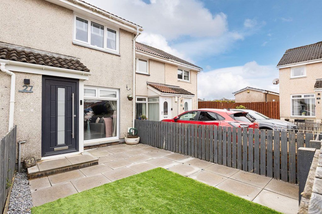 Property photo 1 of 32