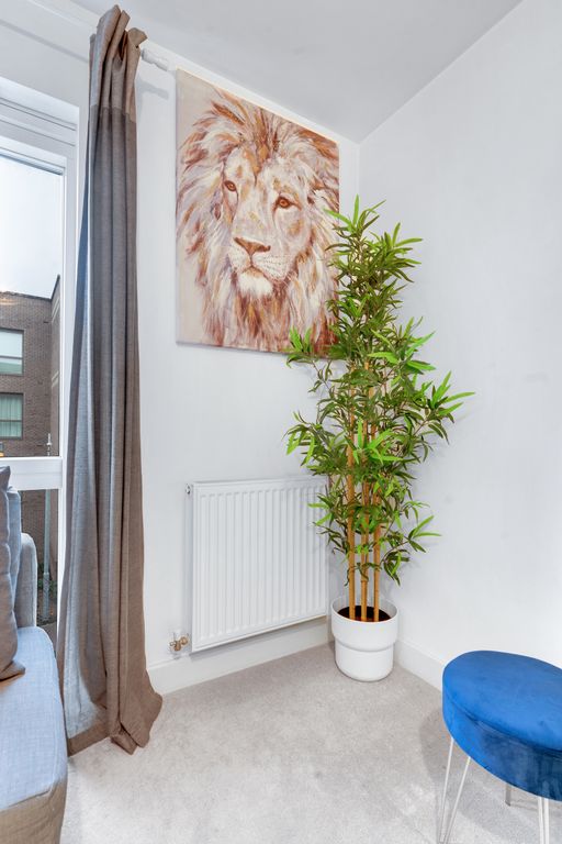 Property photo 3 of 28