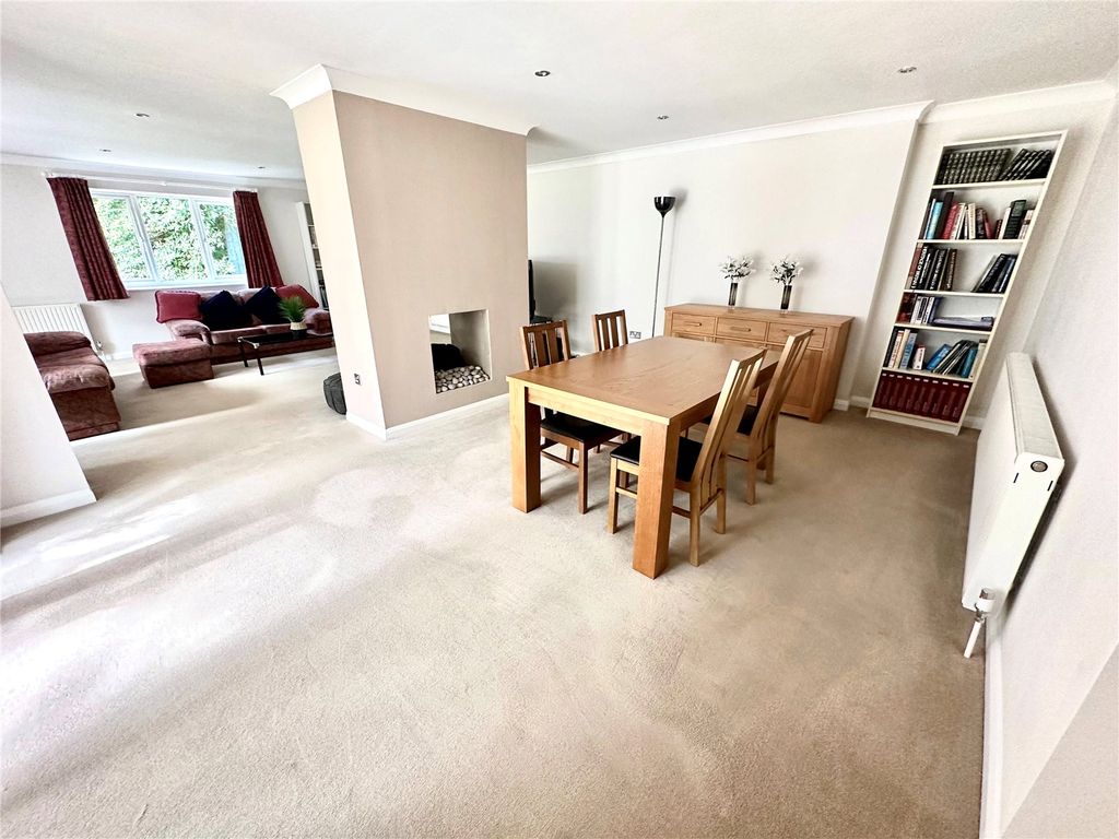 Property photo 2 of 18 Picture No. 09