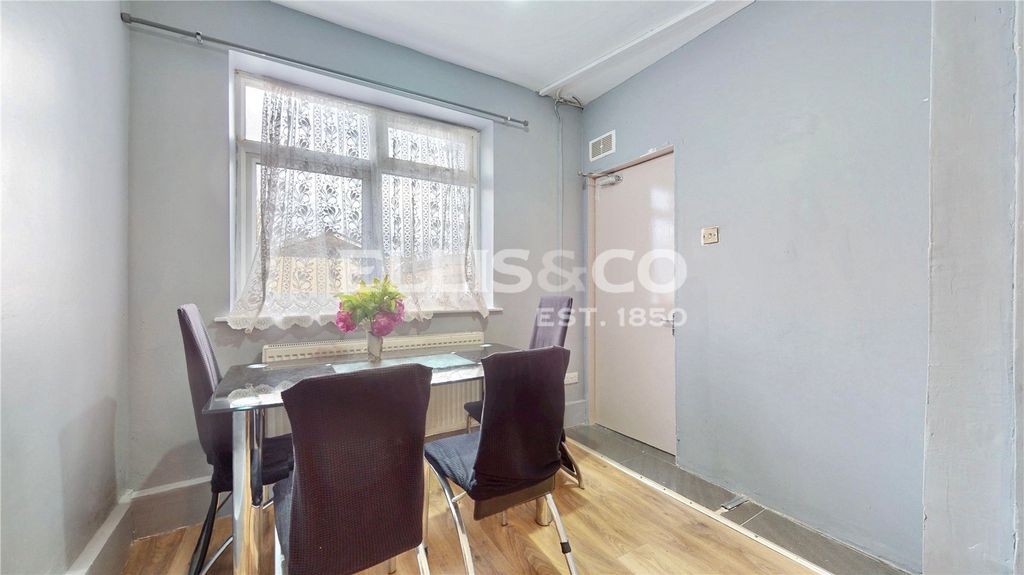 Property photo 3 of 12 Picture No. 47