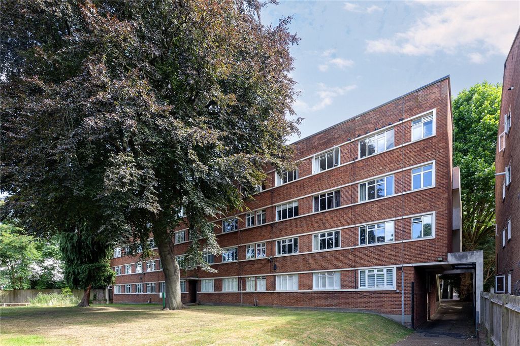 Property photo 3 of 4 Picture No. 04