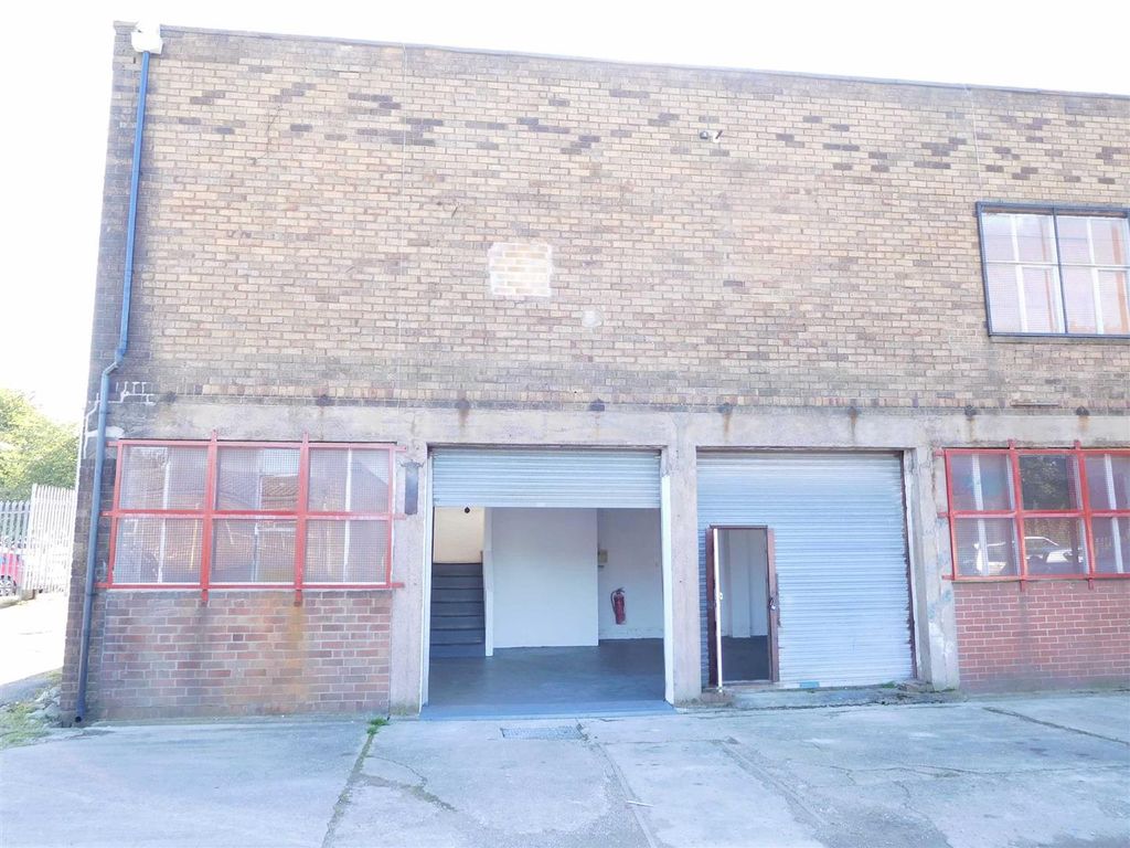 Property photo 3 of 3