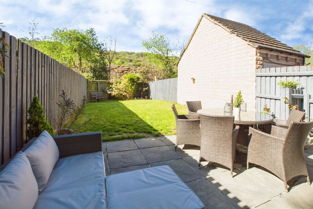 Property photo 3 of 15
