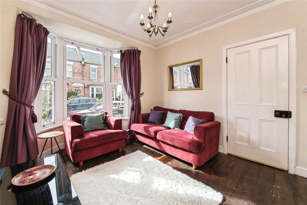 Property photo 3 of 21 Picture No. 38