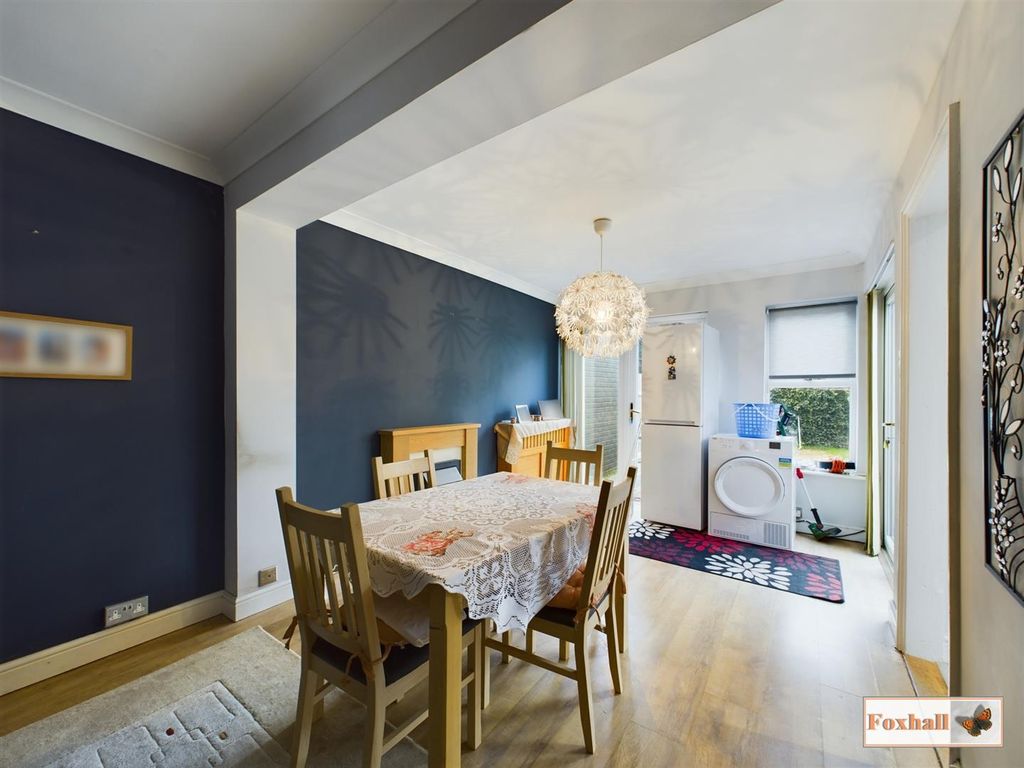 Property photo 3 of 15 Dining Room