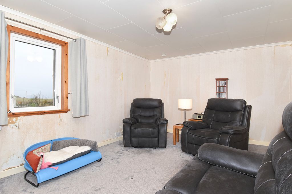 Property photo 2 of 33 2